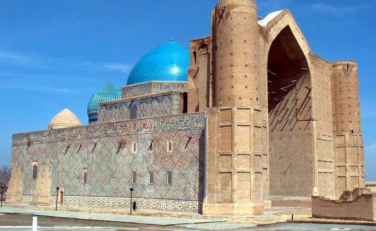 Turkestan Travel Die Sehenswürdigkeiten von Turkestan