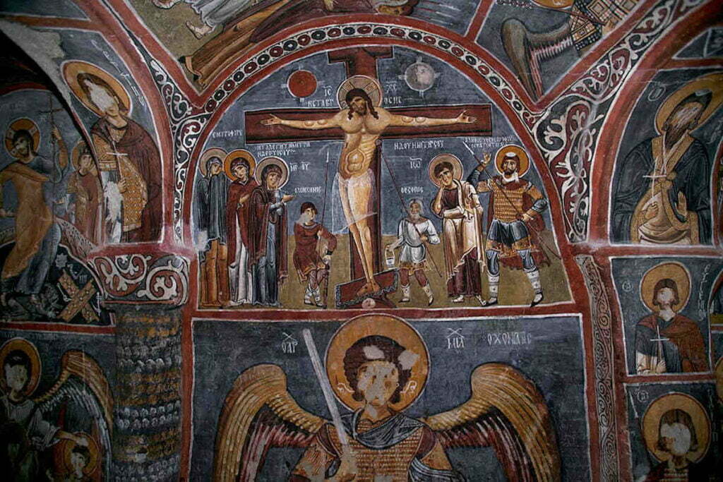 Die dunkle Kirche von Kappadokien, Türkei Rundreise