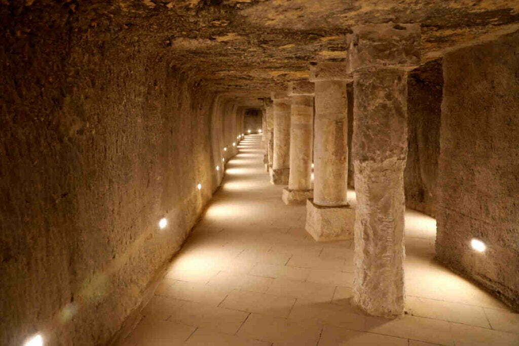 Innenkorridor der Stufenpyramide von Djoser