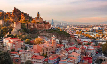 Tbilisi Hauptstadt von Georgien, Blick auf die Altstadt von Tbilisi (Tiflis) während einer Georgien Rundreise